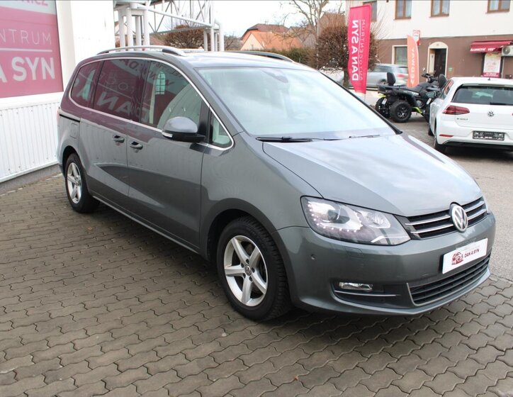 Volkswagen Sharan MPV 2,0 l 110 kw
