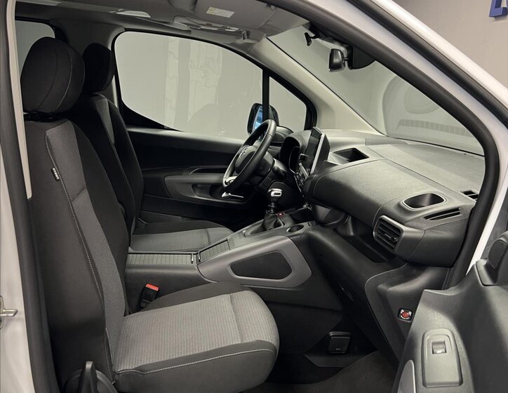 Toyota ProAce City Verso MPV 1,5 l 96 kw