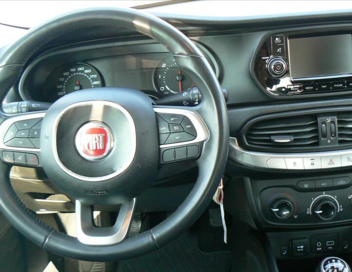Fiat Tipo Hatchback 1,2 l 70 kw