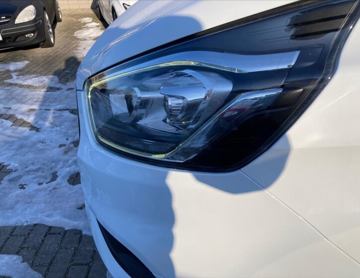 Ford Transit Custom Kombi 2,0 l 96 kw