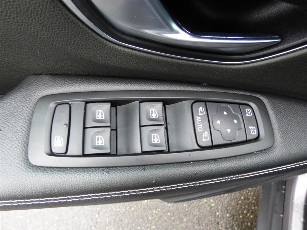 Renault Scénic MPV 1,5 l 81 kw