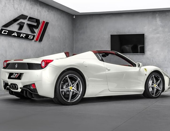 Ferrari 458 6