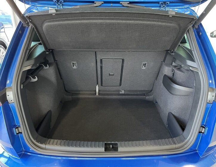 Škoda Karoq SUV 1,5 l 110 kw