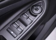 Ford Kuga SUV / Terénní 1,5 l 110 kw