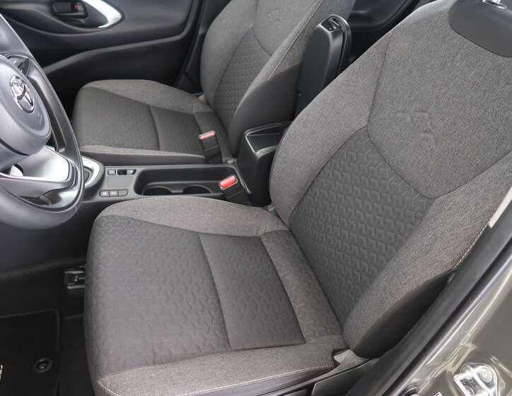 Toyota Yaris Cross Hatchback 1,5 l 92 kw