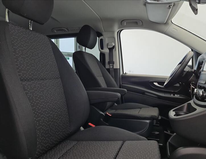 Mercedes-Benz Vito 15