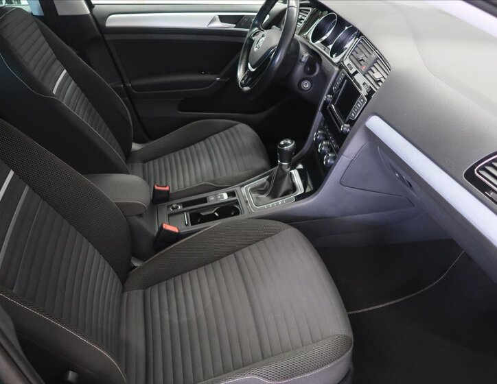 Volkswagen Golf Kombi 1,4 l 92 kw