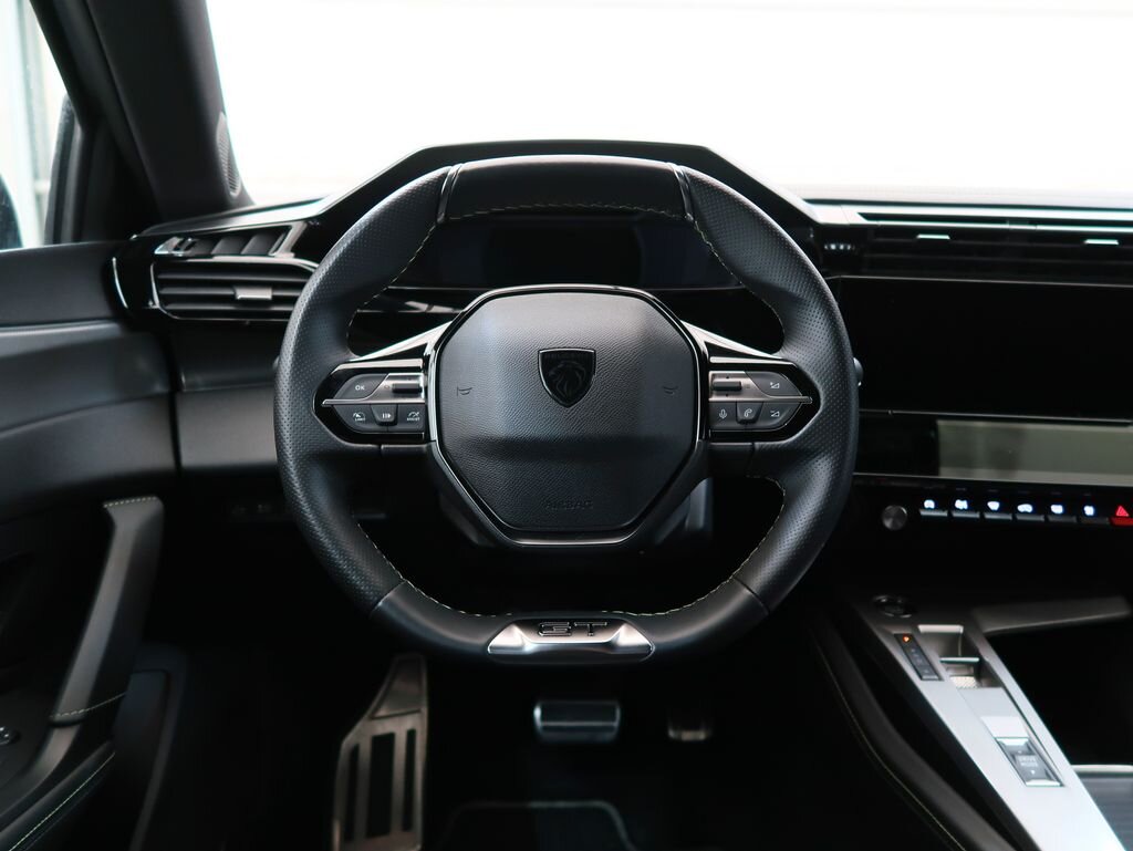 Peugeot 408 Liftback 1,6 l 133 kw