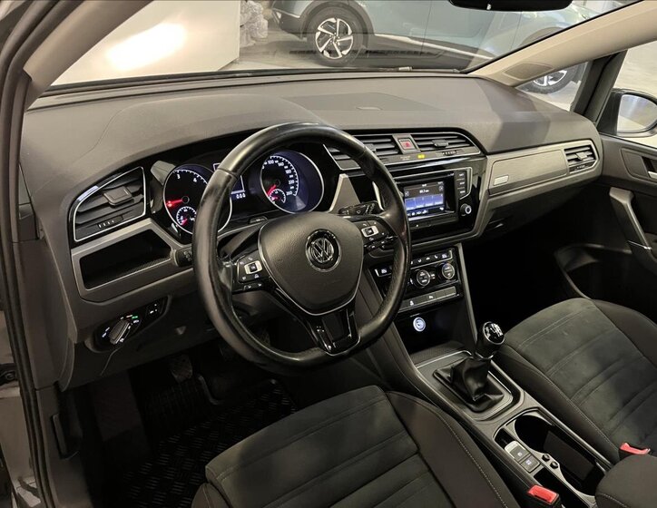 Volkswagen Touran MPV 2,0 l 110 kw