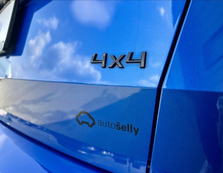 Škoda Karoq SUV / Terénní 2,0 l 140 kw