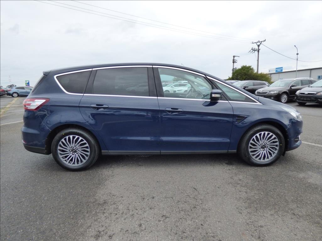 Ford S-MAX MPV 2,0 l 110 kw