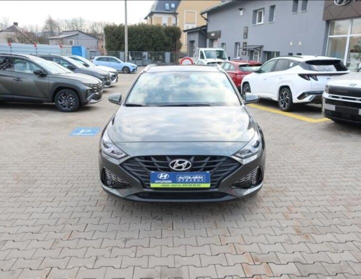 Hyundai i30 Kombi 998,0 88 kw