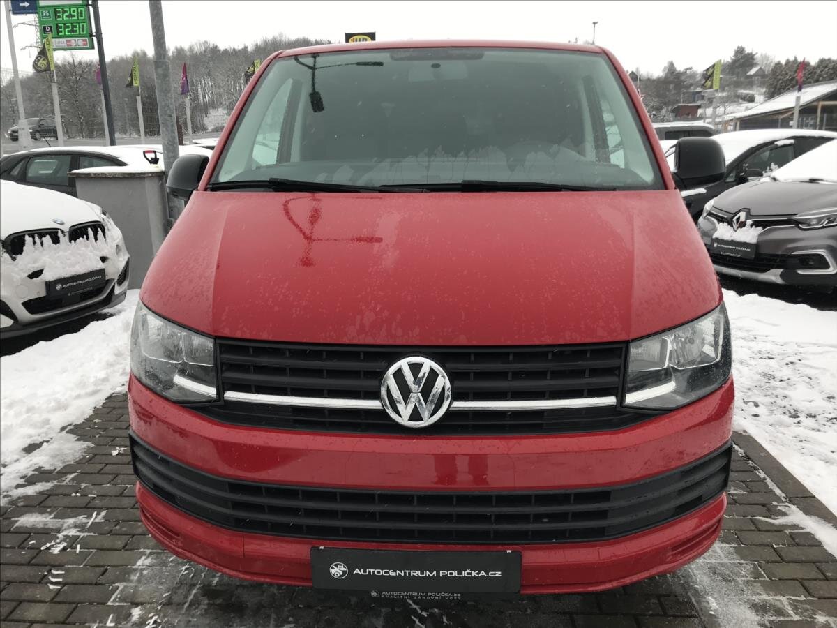 Volkswagen Transporter Kombi 2,0 l 62 kw