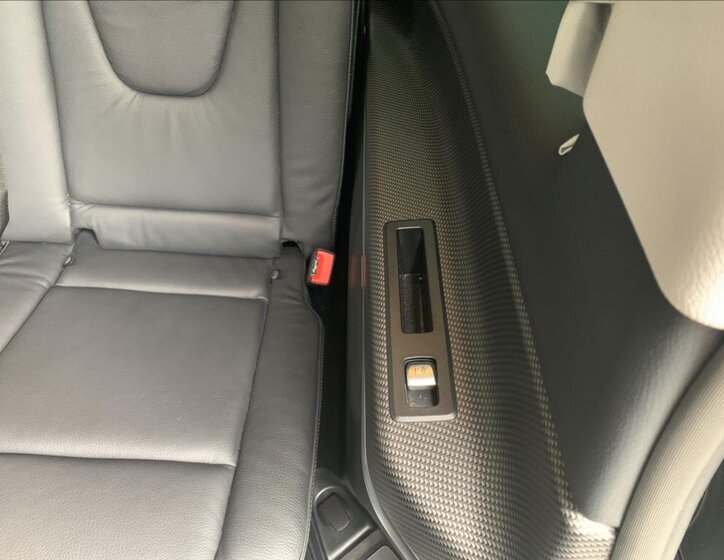 Mercedes-Benz Ostatní Ostatní 2,0 l 174 kw