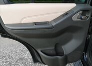 Nissan Pathfinder Kombi 2,5 l 140 kw