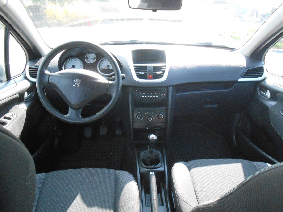 Peugeot 207 Kombi 1,4 l 54 kw