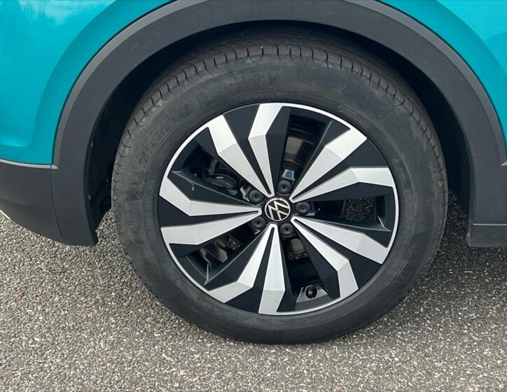 Volkswagen T-Cross Kombi 1,5 l 110 kw