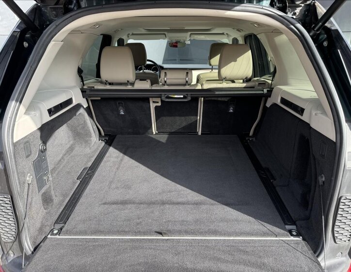 Land Rover Discovery SUV / Terénní 3,0 l 190 kw