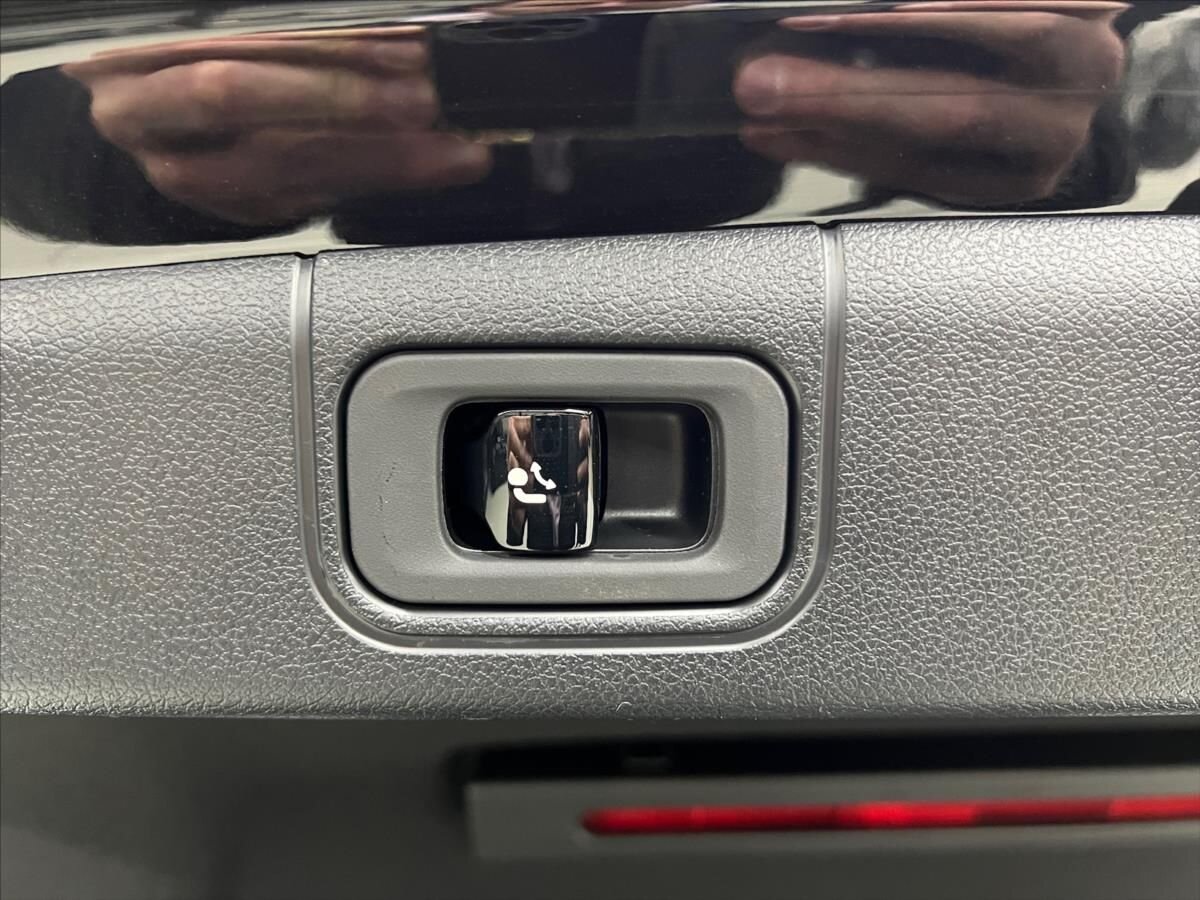 Mercedes-Benz Třídy E Sedan / Limuzína 2,0 l 240 kw