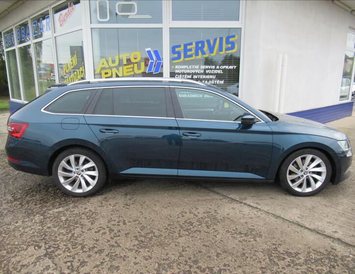 Škoda Superb Kombi 2,0 l 140 kw