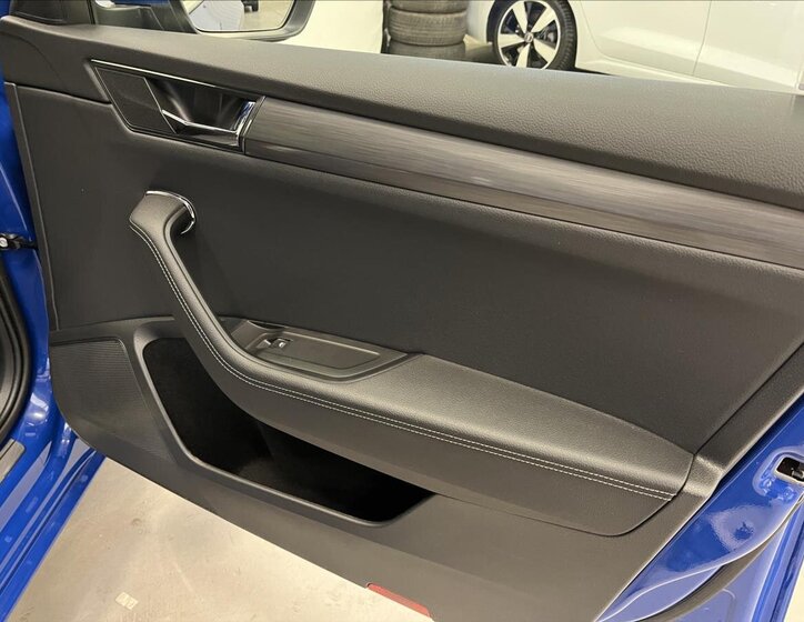 Škoda Superb Liftback 2,0 l 206 kw