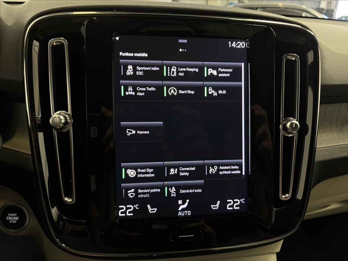 Volvo XC40 SUV 2,0 l 110 kw