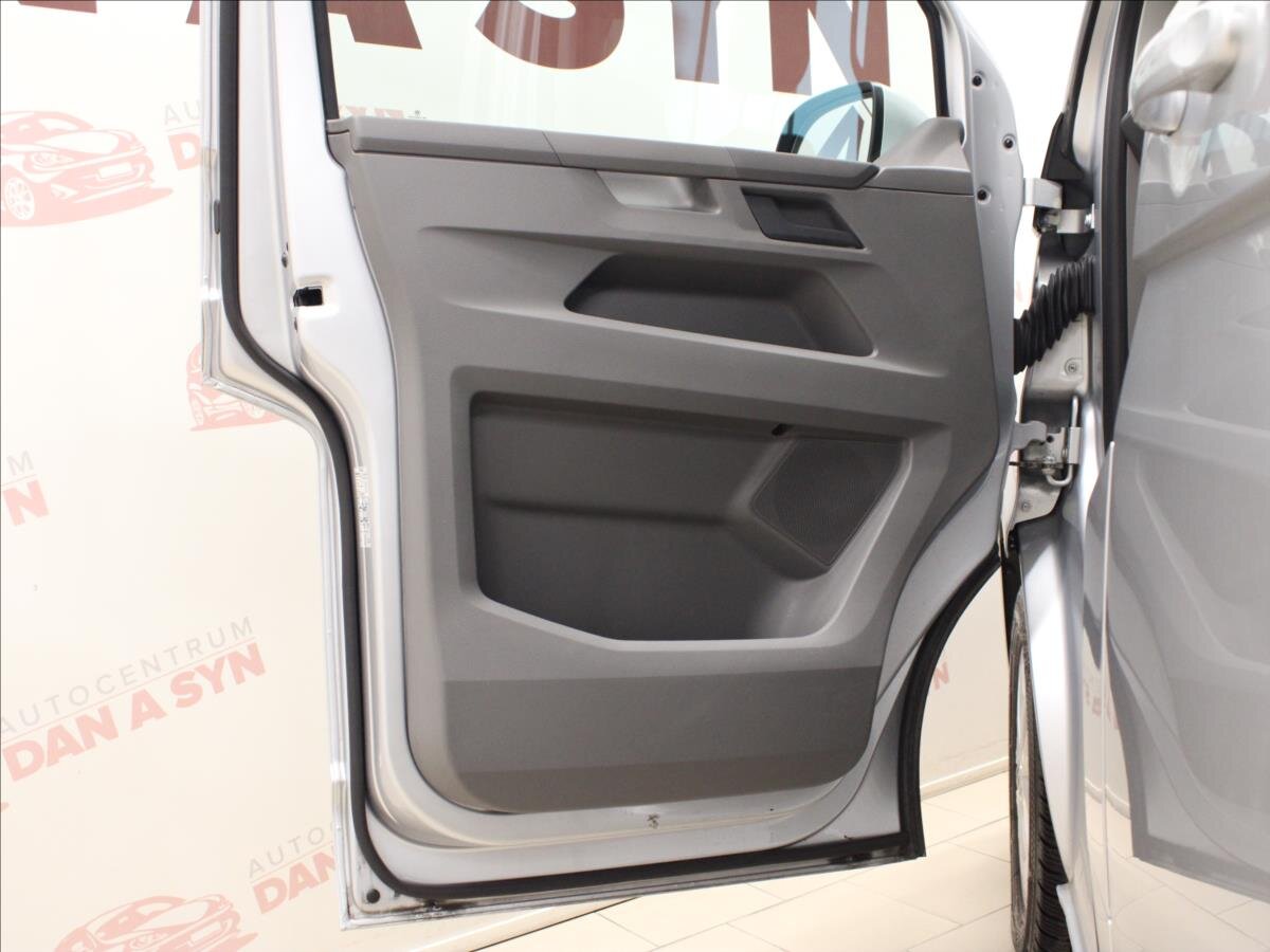 Volkswagen Caravelle Kombi 2,0 l 110 kw