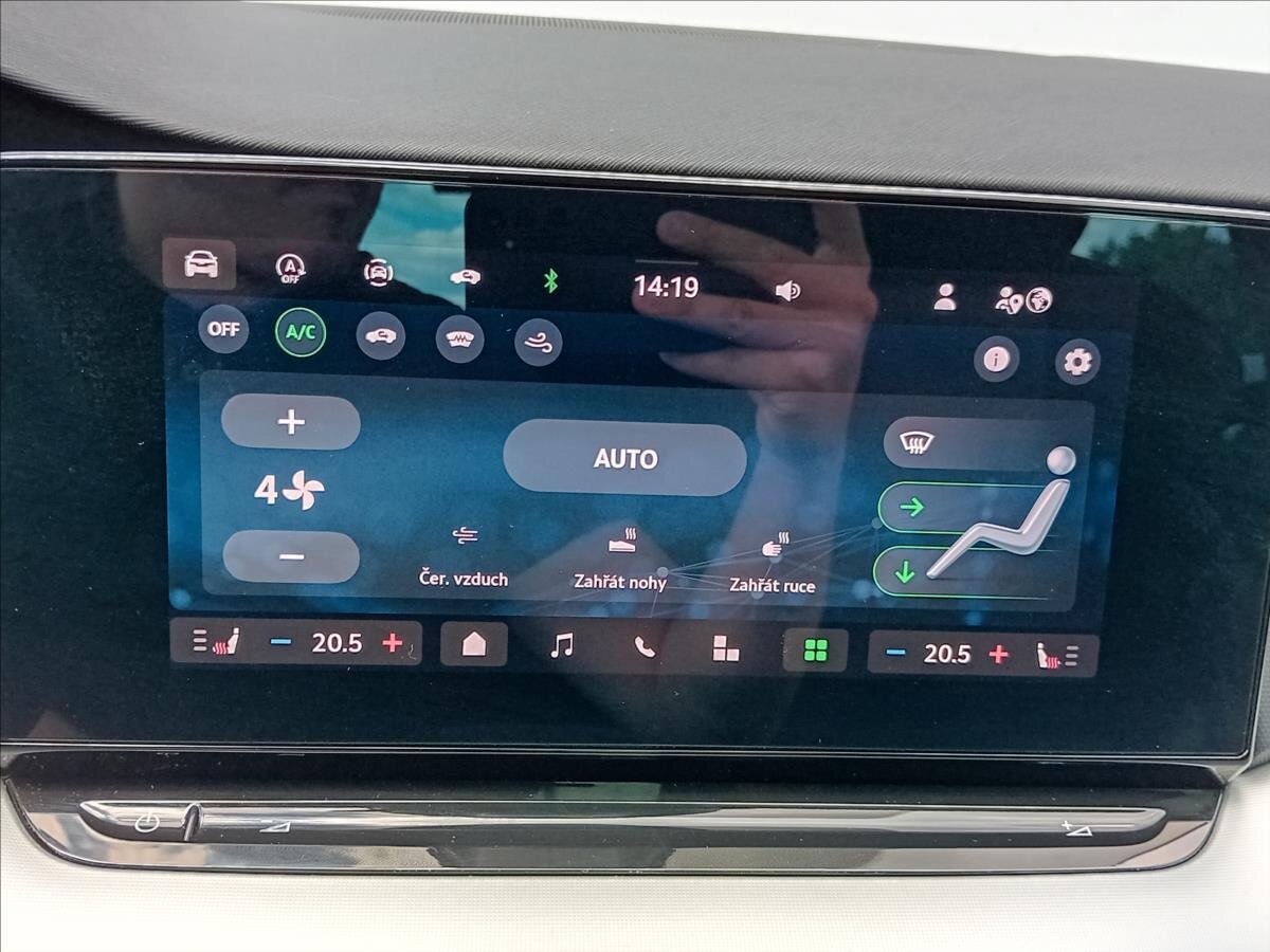 Škoda Octavia Sedan / Limuzína 1,5 l 110 kw