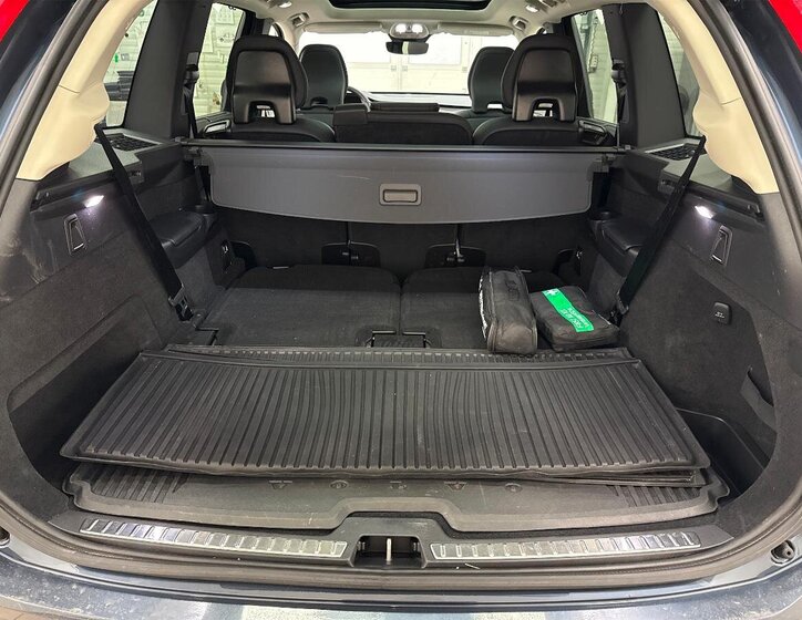 Volvo XC90 SUV 2,0 l 173 kw