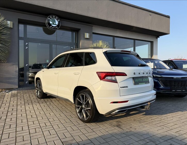 Škoda Karoq SUV / Terénní 1,5 l 110 kw