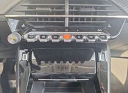 Peugeot 208 Hatchback 1,2 l 74 kw