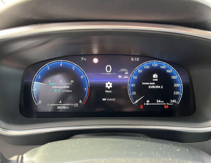 Toyota Corolla Sedan 1,5 l 92 kw