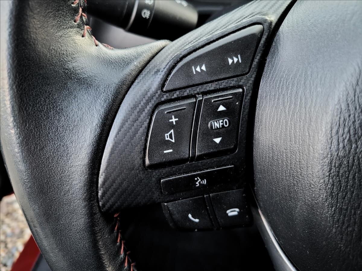 Mazda 3 Sedan / Limuzína 2,0 l 88 kw