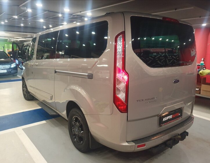 Ford Tourneo Custom Kombi 2,2 l 92 kw