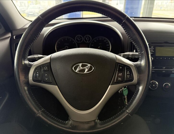 Hyundai i30 13