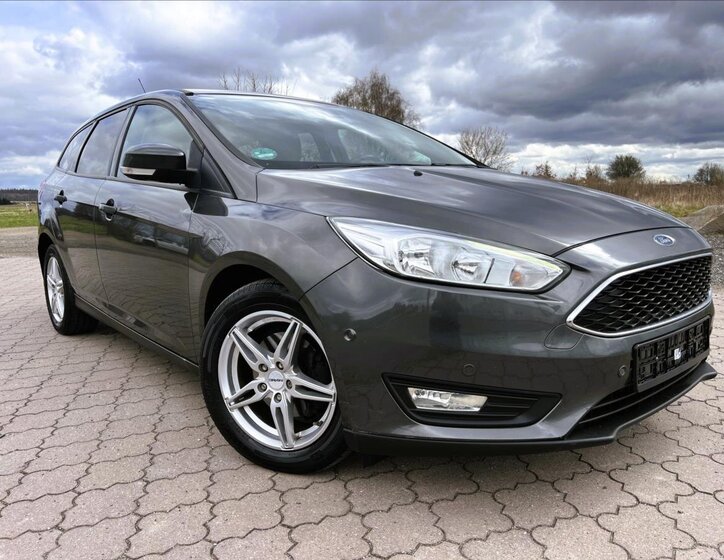 Ford Focus Kombi 999,0 92 kw