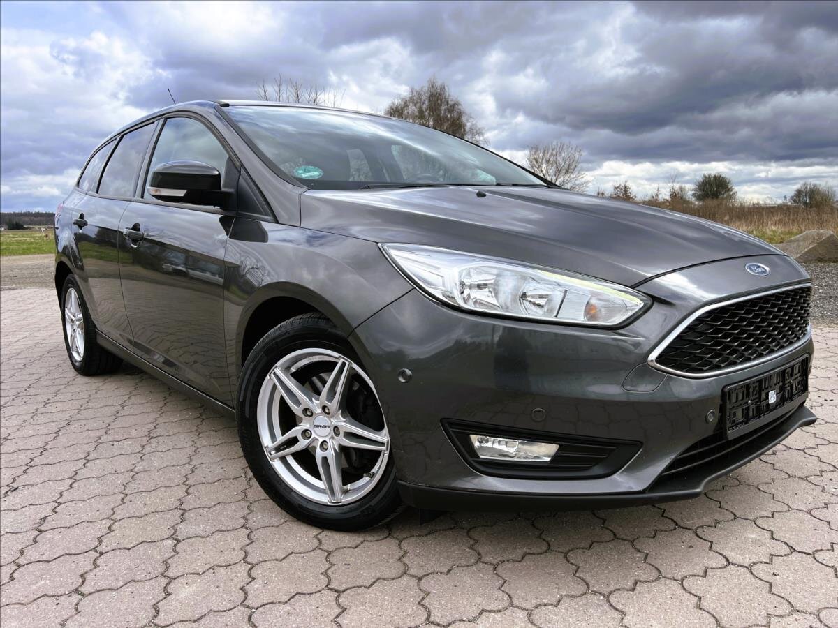 Ford Focus Kombi 999,0 92 kw