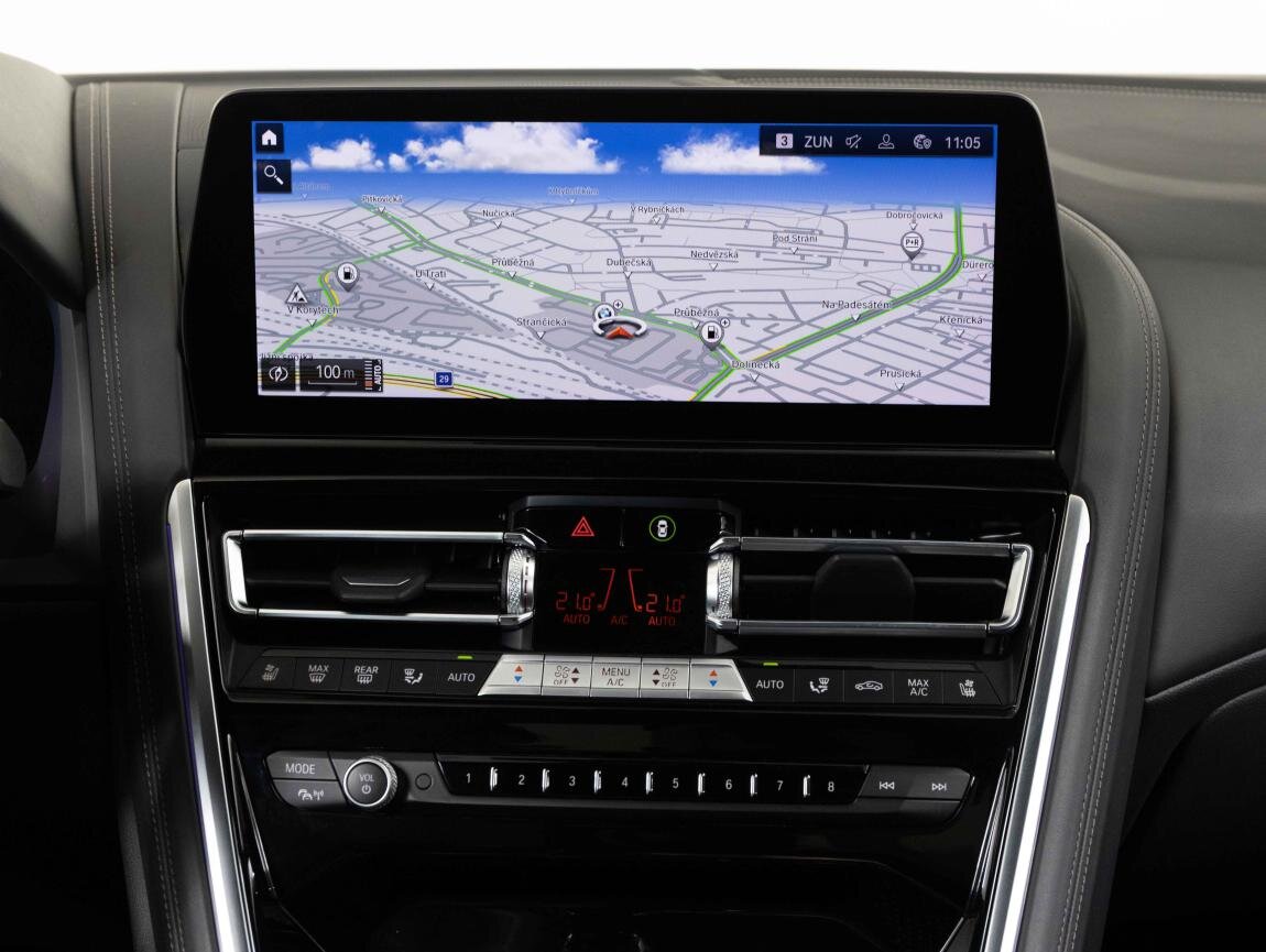 BMW Řada 8 Ostatní 4,4 l 390 kw