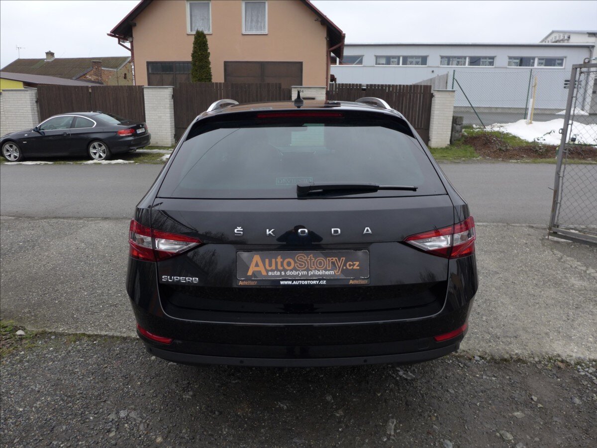 Škoda Superb Kombi 2,0 l 110 kw