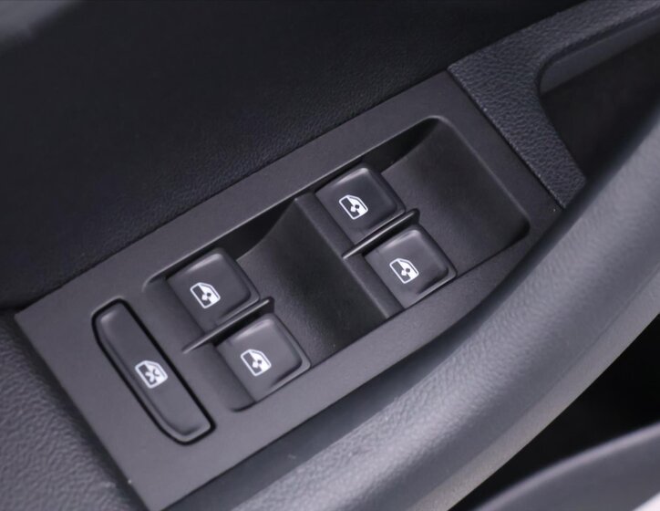 Škoda Octavia Liftback 2,0 l 110 kw