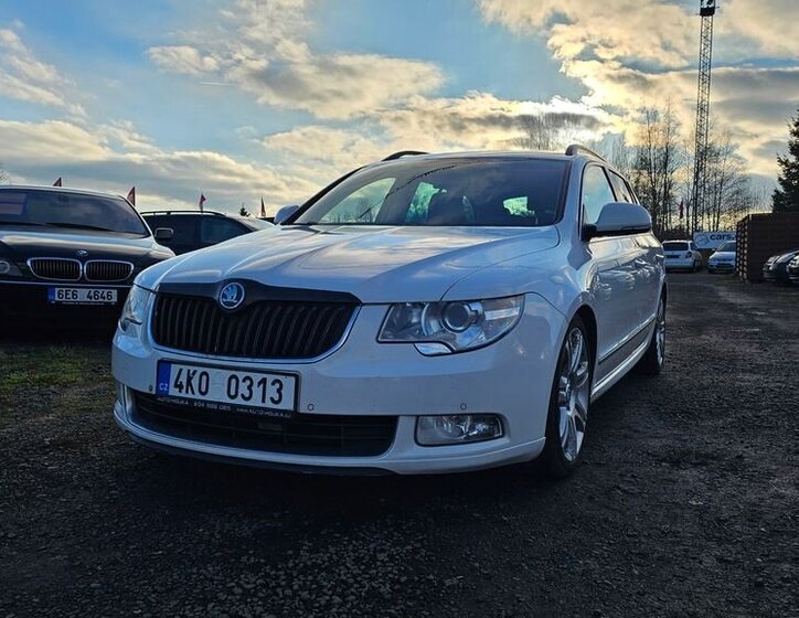 Škoda Superb 1