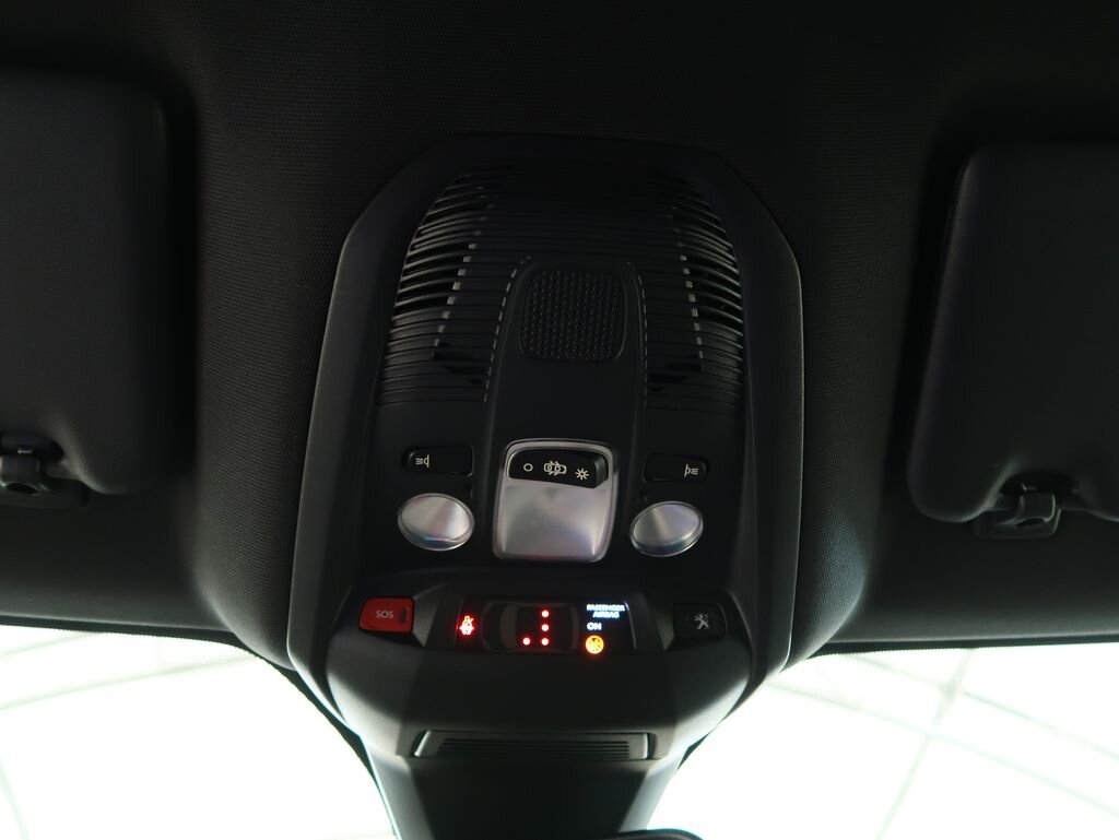 Peugeot 3008 SUV 2,0 l 110 kw