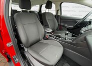 Ford Focus Kombi 999,0 92 kw