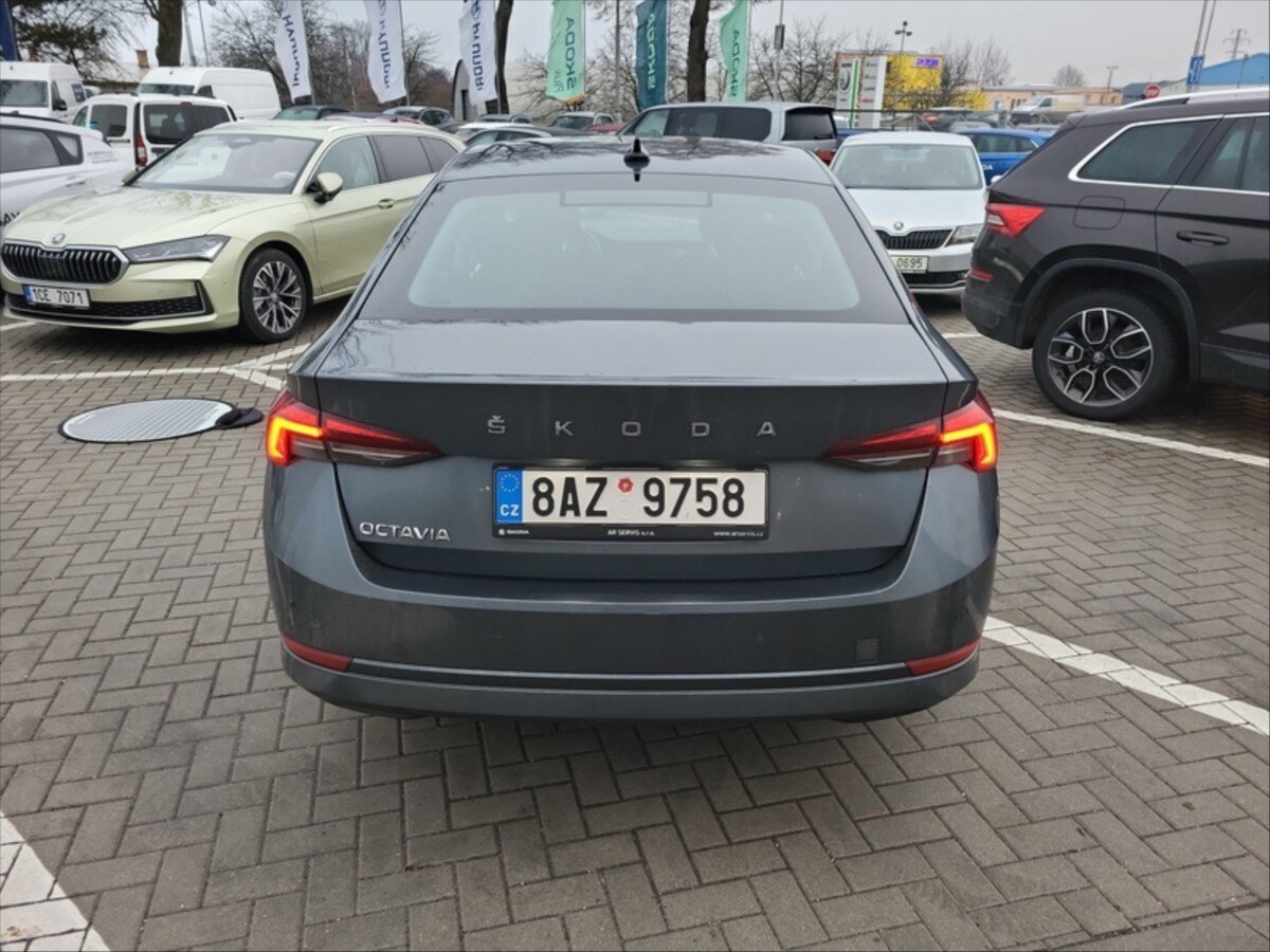 Škoda Octavia Sedan 2,0 l 85 kw