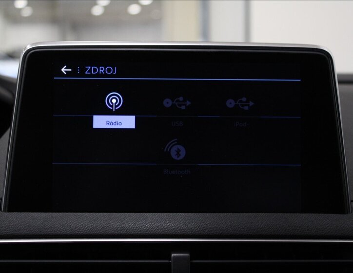 Peugeot 3008 SUV / Terénní 1,2 l 96 kw