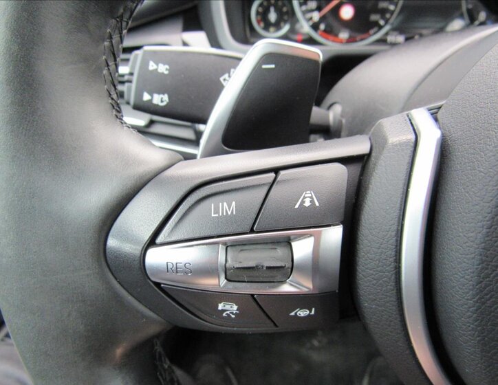 BMW X6 SUV / Terénní 3,0 l 190 kw