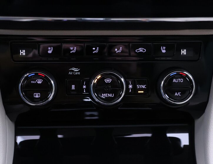 Škoda Superb Liftback 2,0 l 200 kw