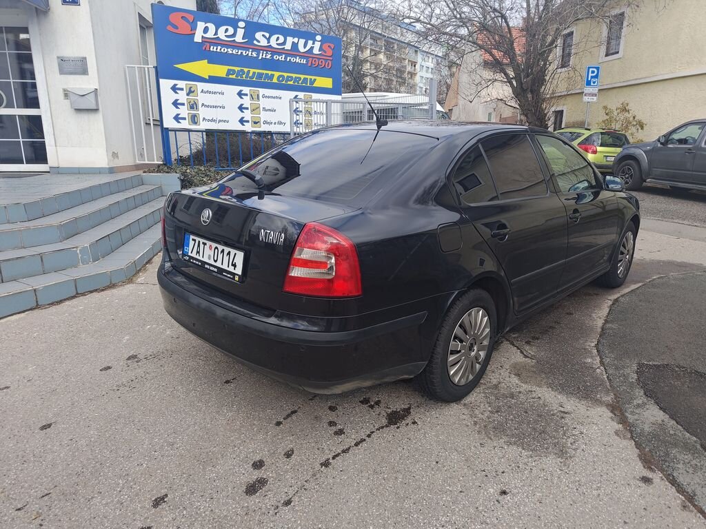 Škoda Octavia Sedan / Limuzína 2,0 l 103 kw