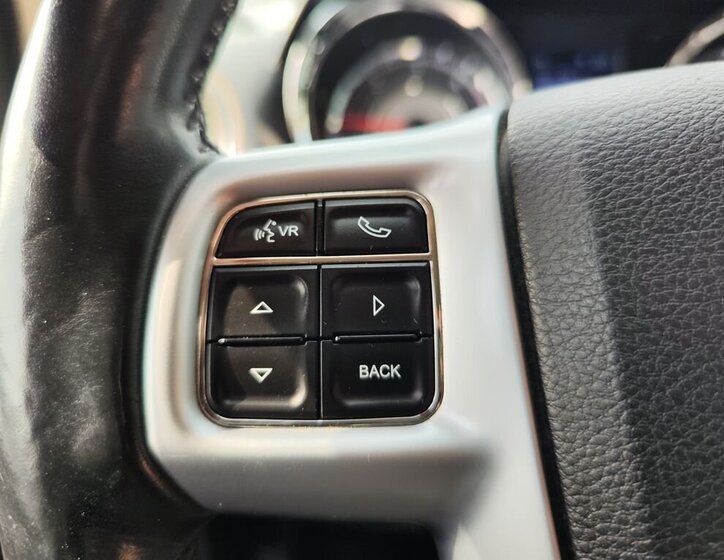 Lancia Voyager MPV 2,8 l 120 kw