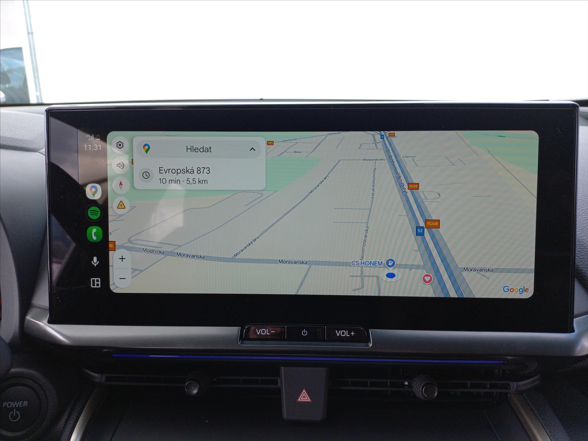 Toyota C-HR CUV 1,8 l 72 kw